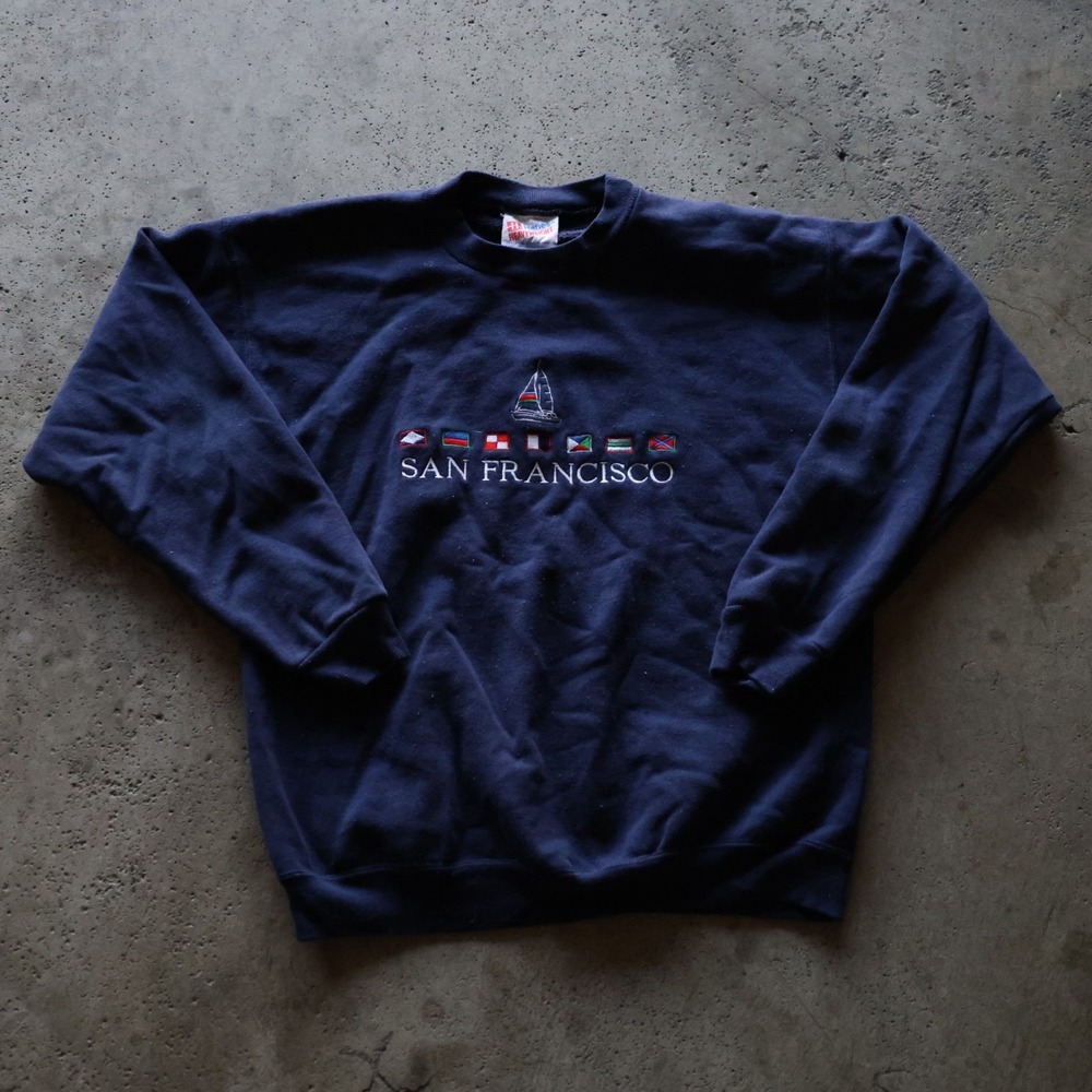 Vintage San Francisco Embroidered Crewneck Sweatshirt Hanes Size Medium Navy USA
